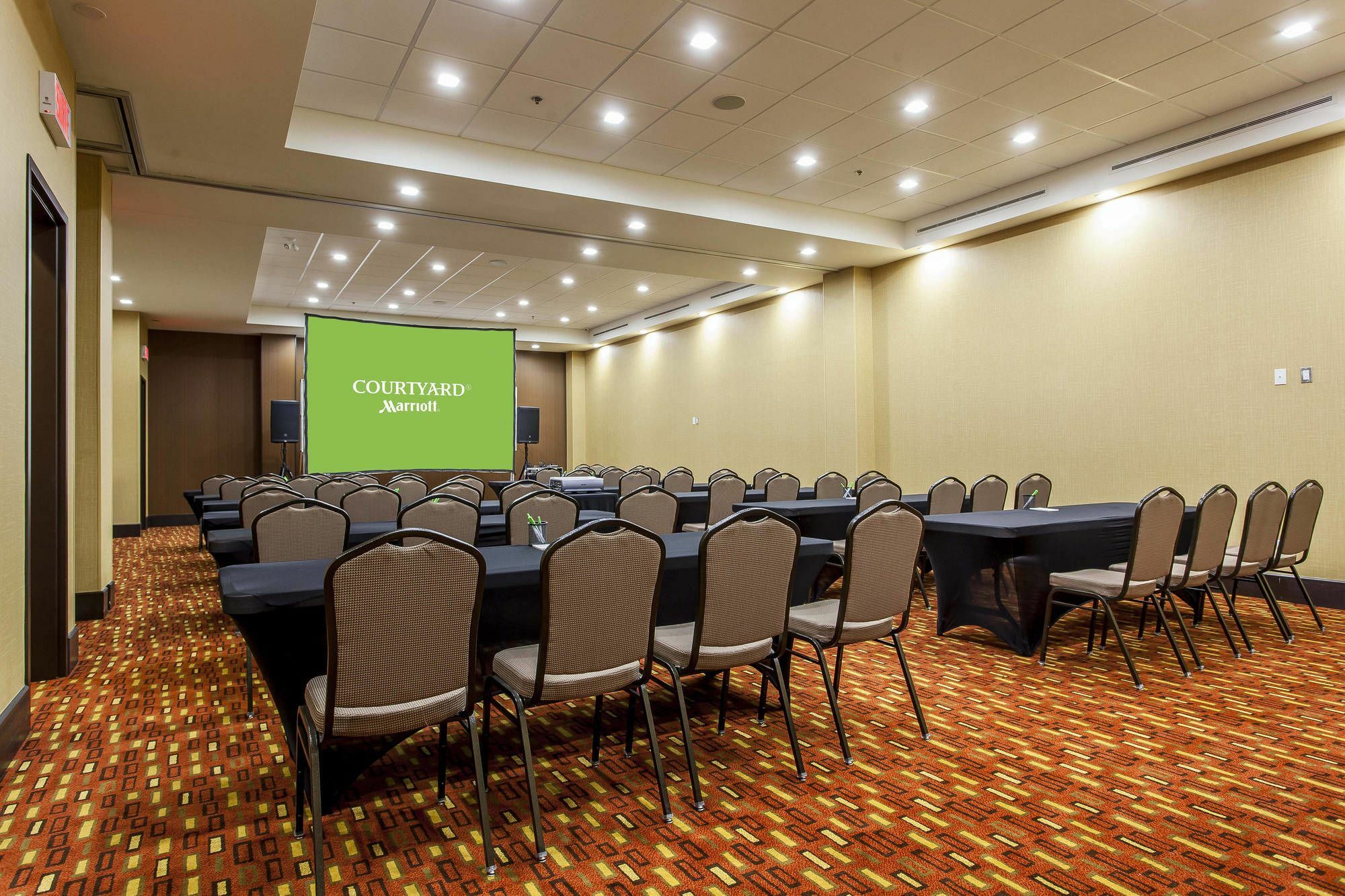 Courtyard By Marriott Montreal West Island/Baie D'Urfe Hotel Exterior foto